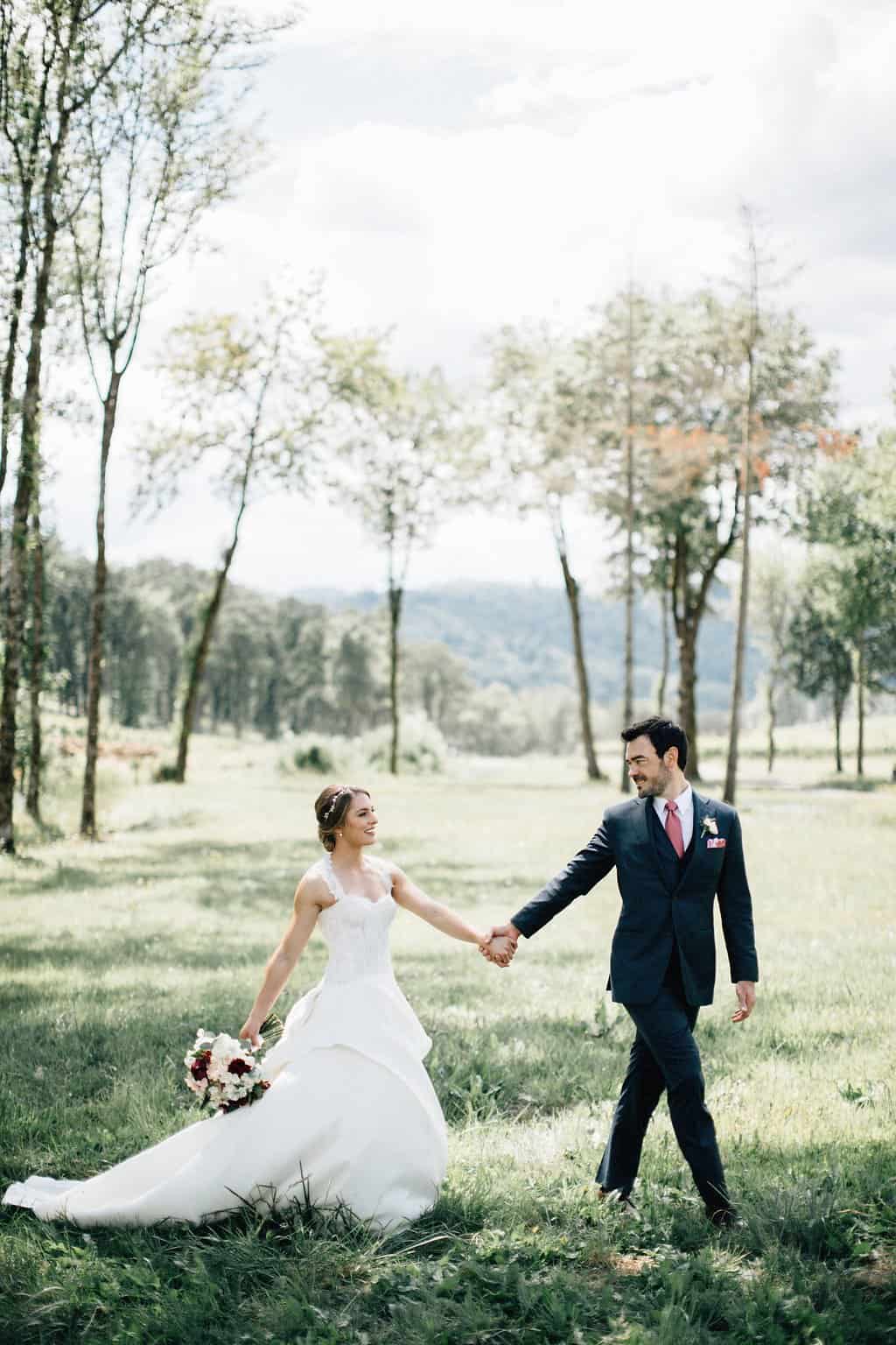 Ultra Romantic Oregon Wine Country Wedding | Taylor'd Events Group | Bethany Small Photography 