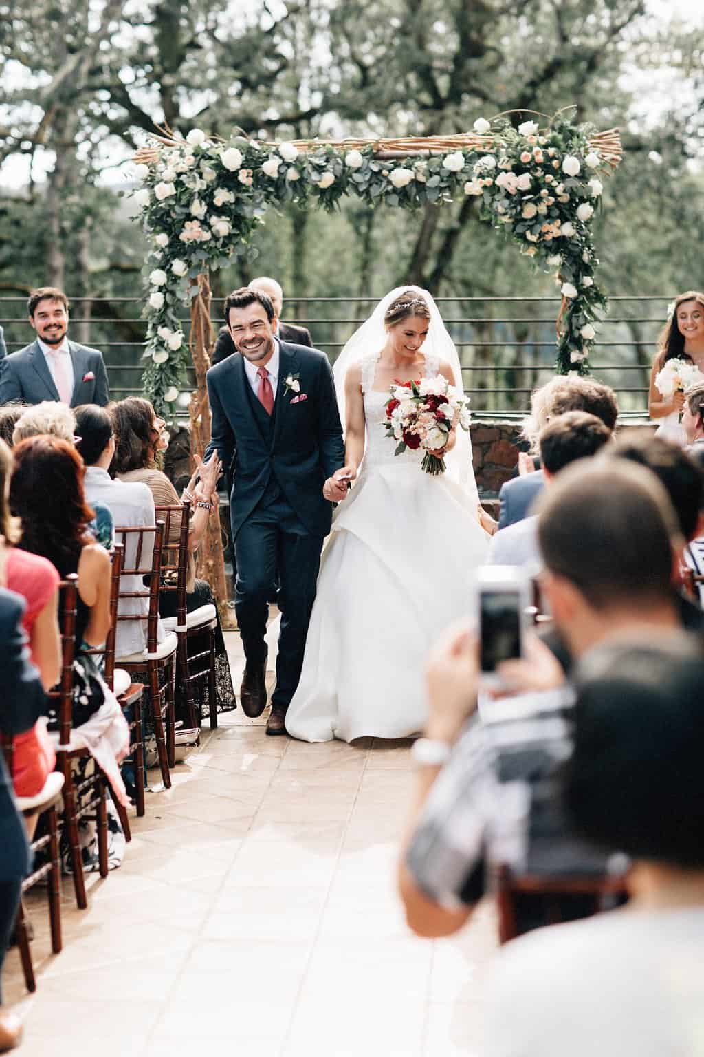 Ultra Romantic Oregon Wine Country Wedding | Taylor'd Events Group | Bethany Small Photography 
