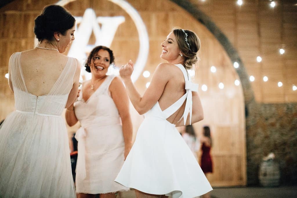 Ultra Romantic Oregon Wine Country Wedding | Taylor'd Events Group | Bethany Small Photography 